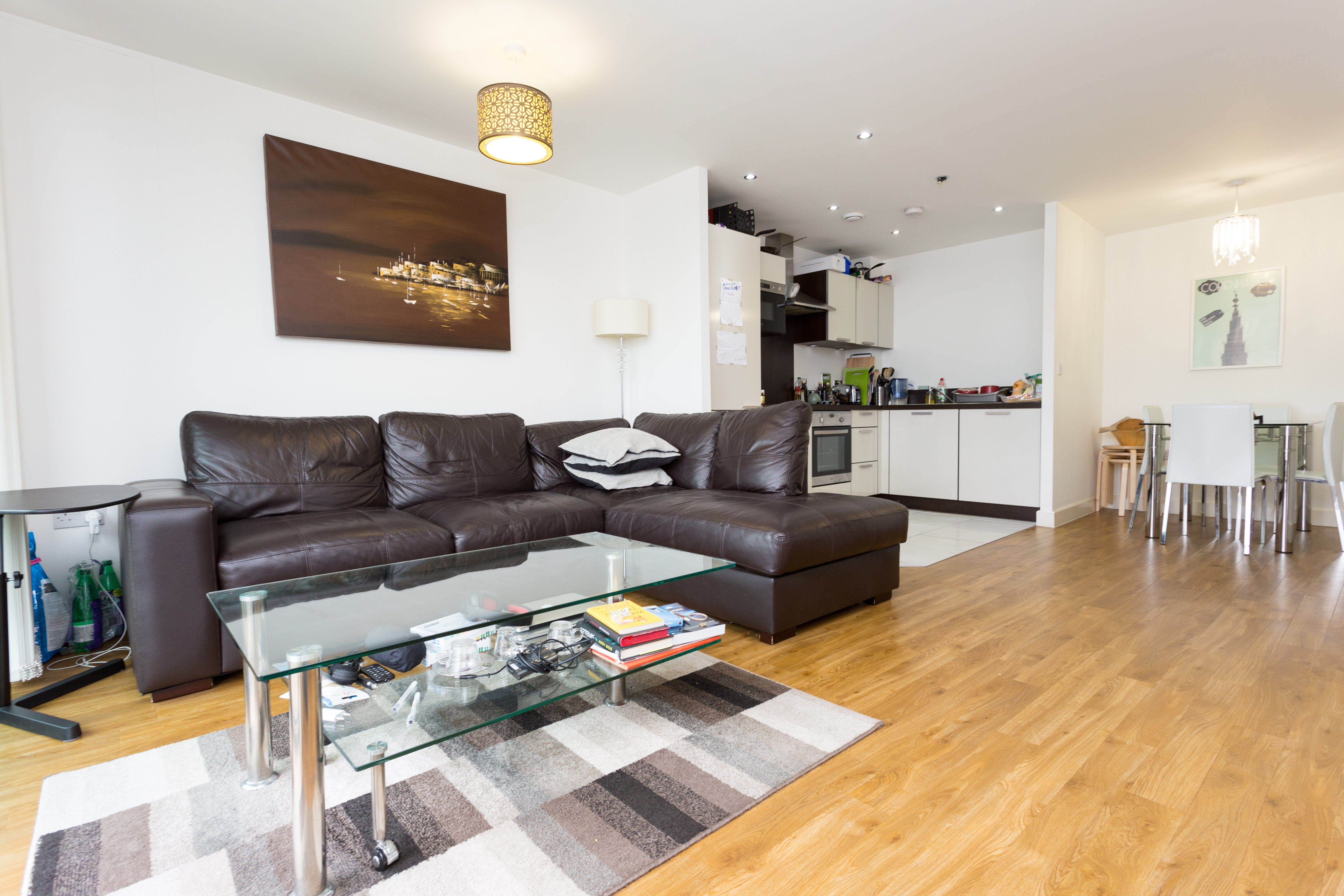 Flat Surrey Quays Road in Greater London