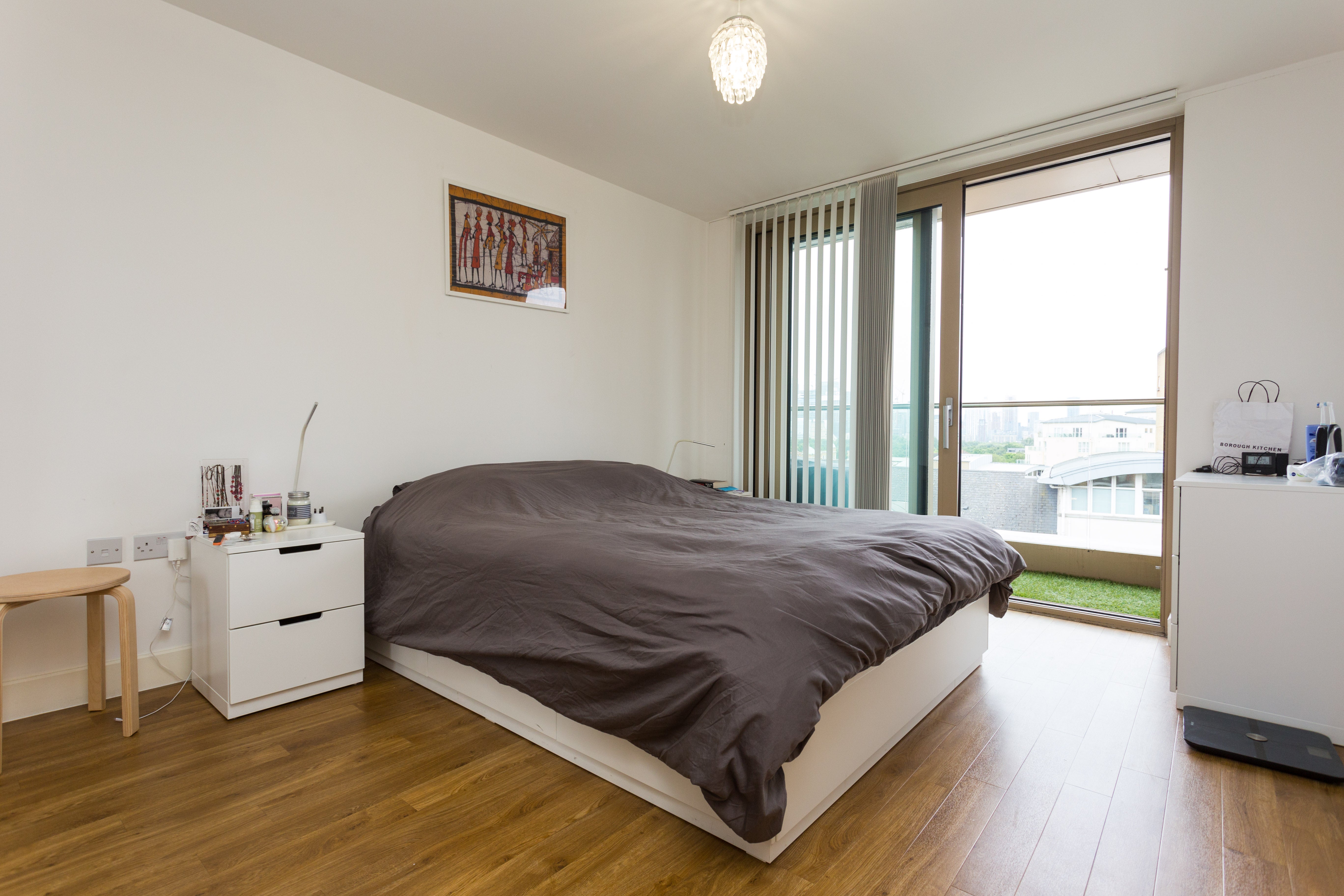Flat Surrey Quays Road in Greater London
