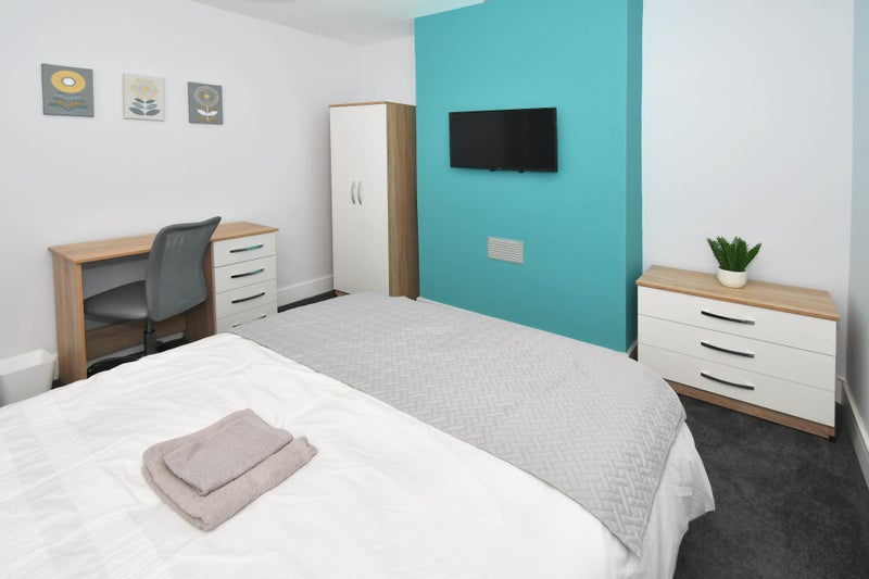 Room Brunswick Place in Stoke-on-Trent
