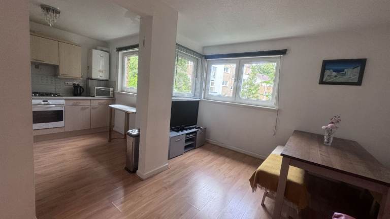 Flat Inglis Green Rigg in City of Edinburgh
