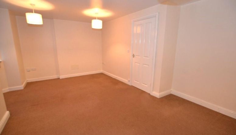 Flat Polsloe Road in Exeter