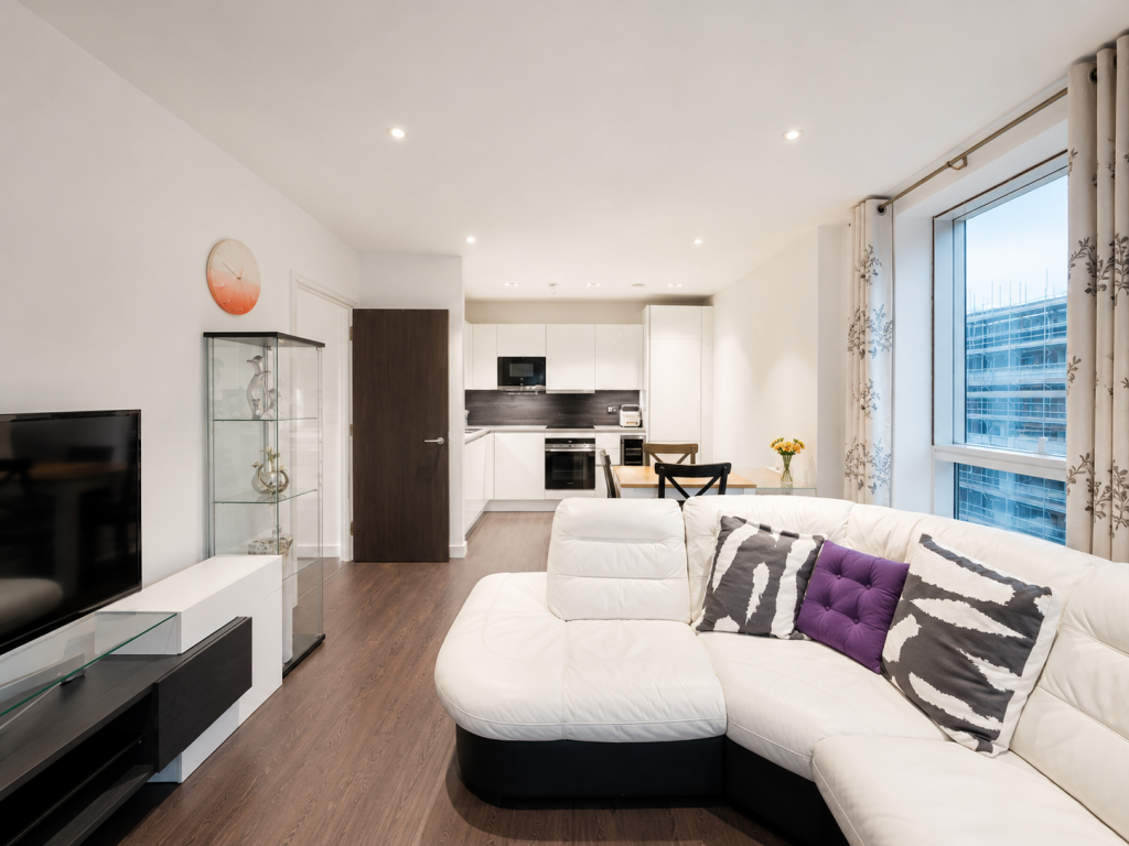 Flat Woodberry Grove in Greater London
