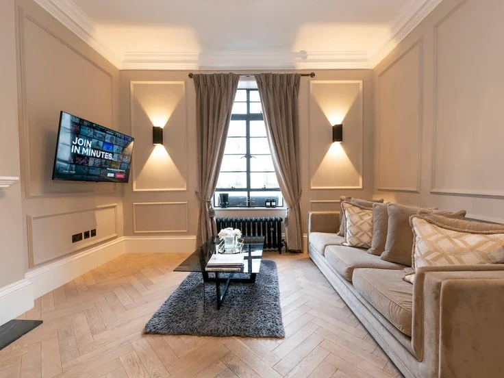 Flat Westbourne Crescent in City of Westminster