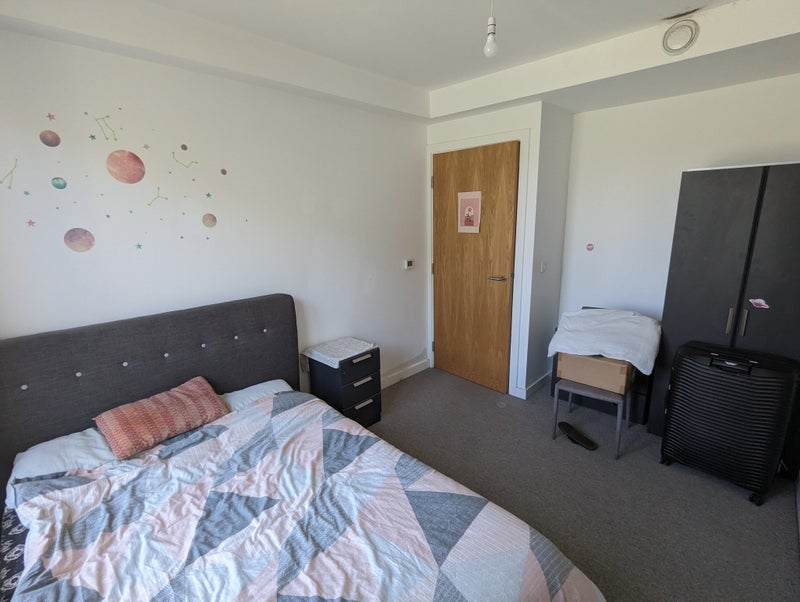 Room Leaf Street in Manchester