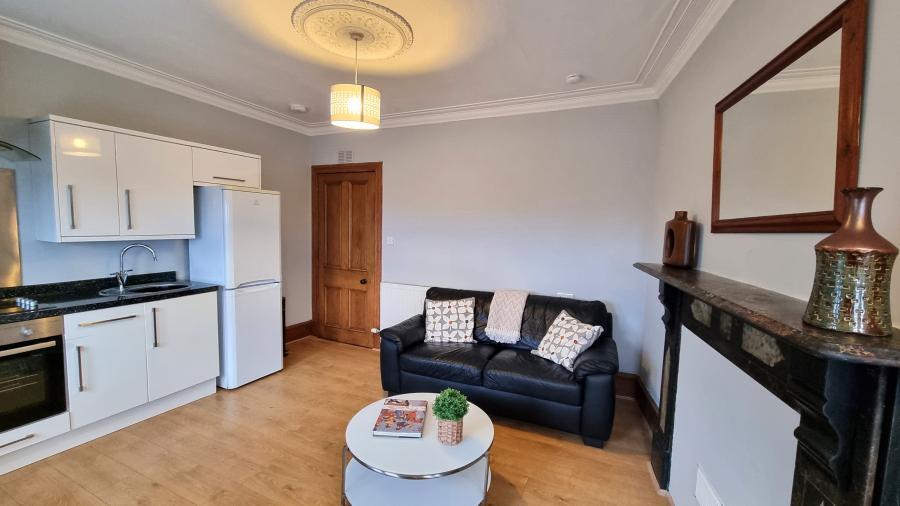 Flat Elmbank Terrace in Aberdeen City