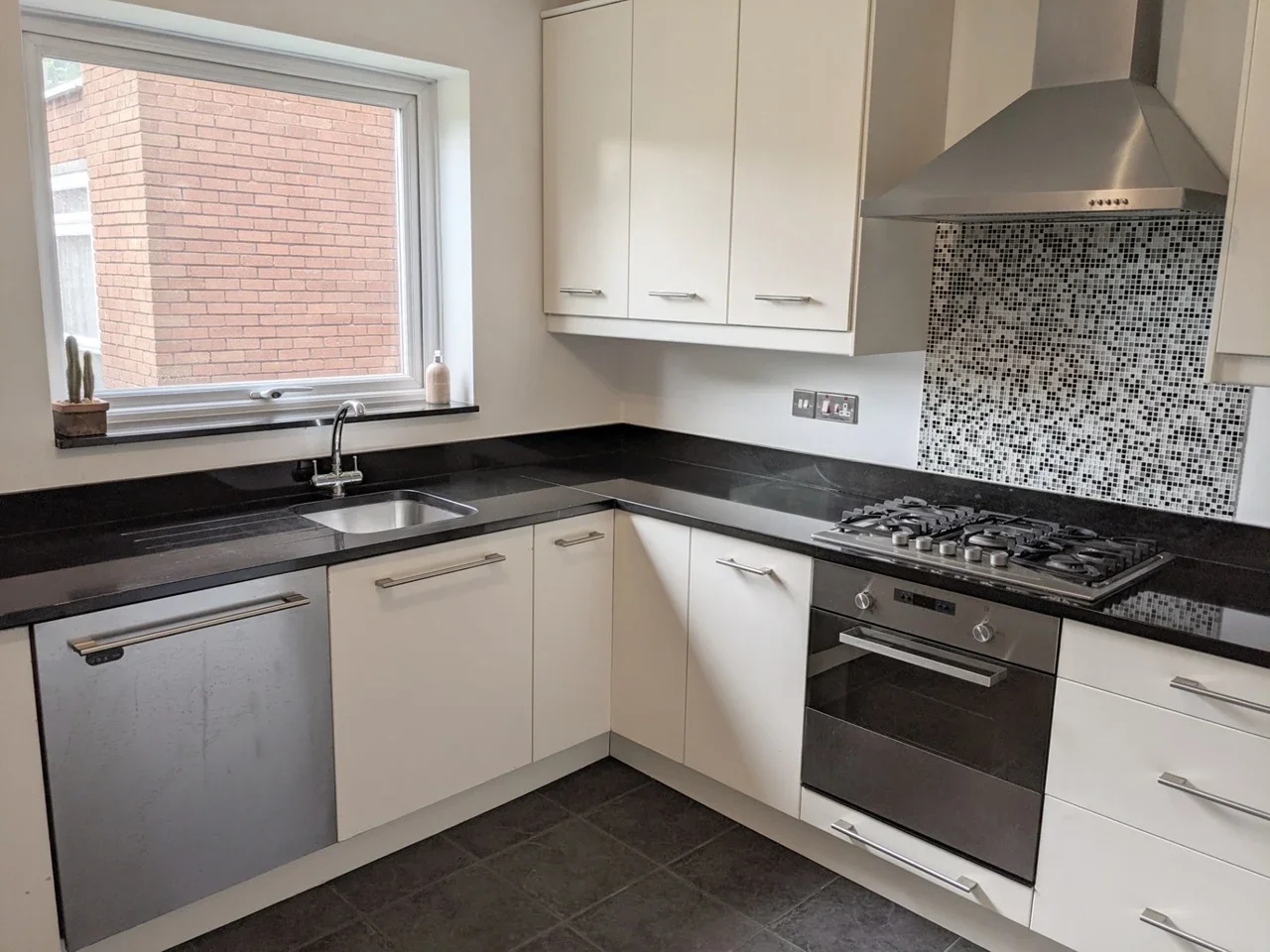 Flat Grosvenor Drive in Maidenhead