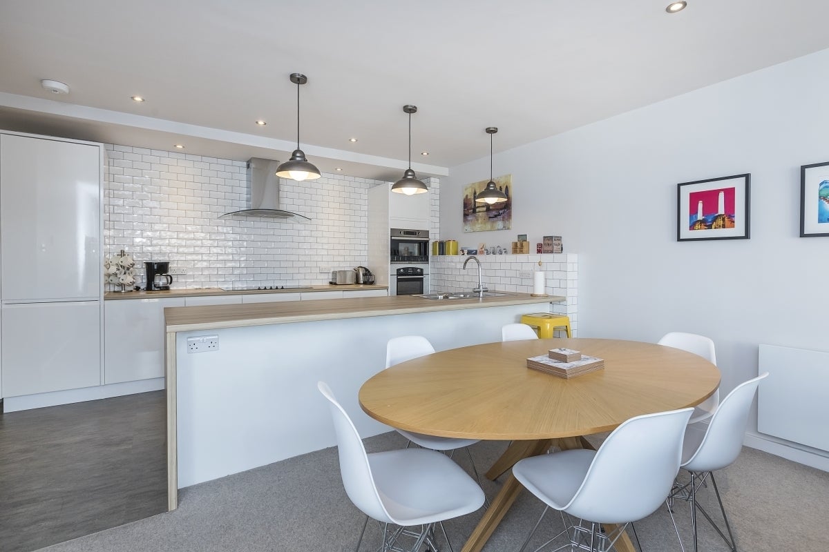 Flat Shad Thames in Greater London