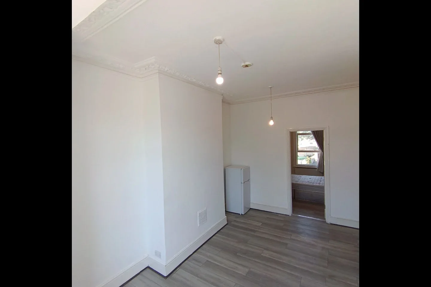 Flat Ravensbourne Road in Greater London