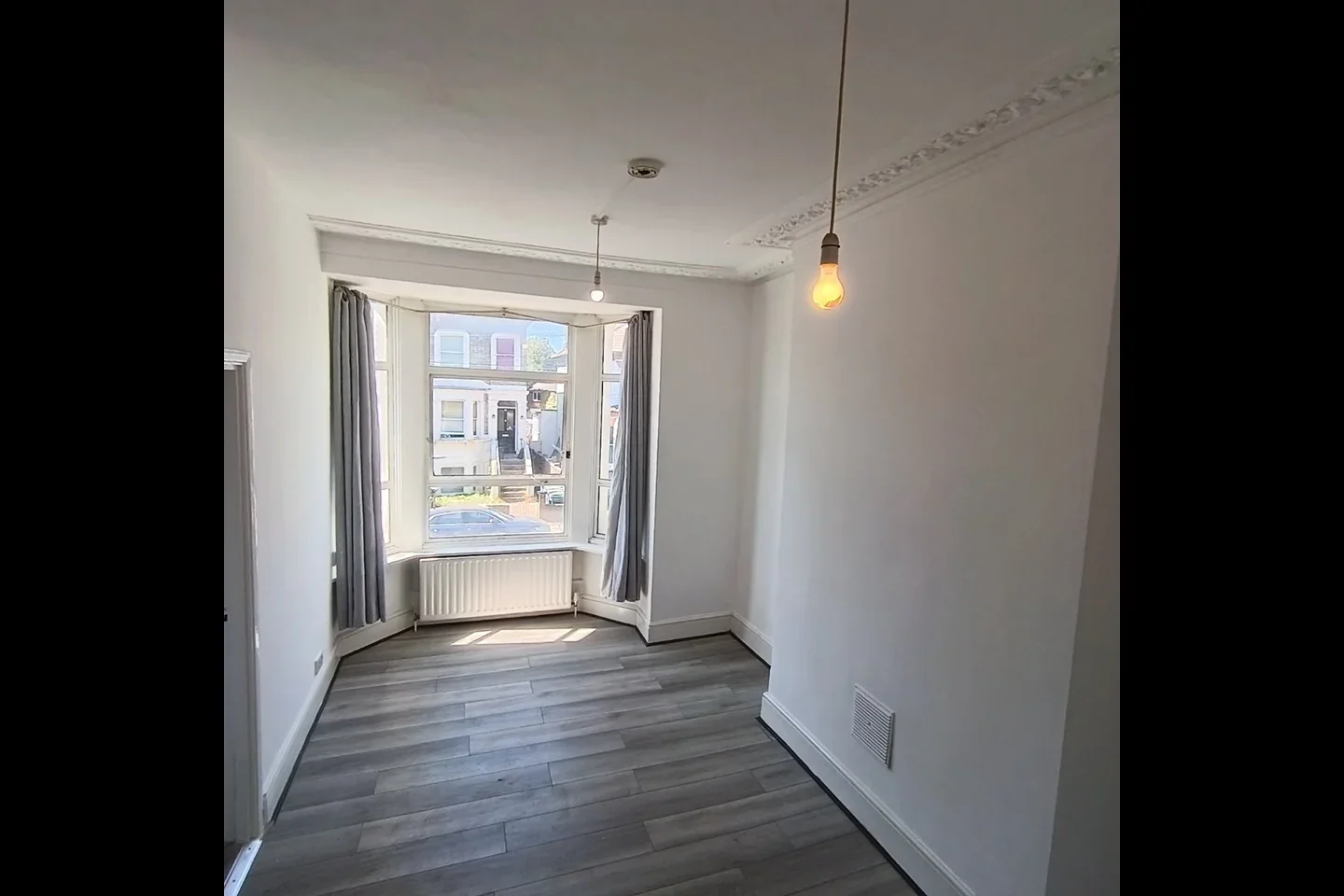 Flat Ravensbourne Road in Greater London