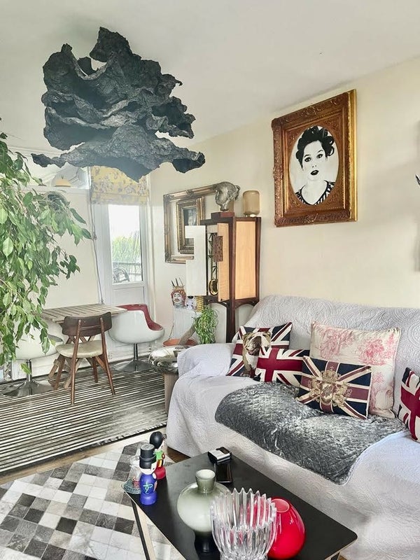 Room Meadcroft Road in Greater London
