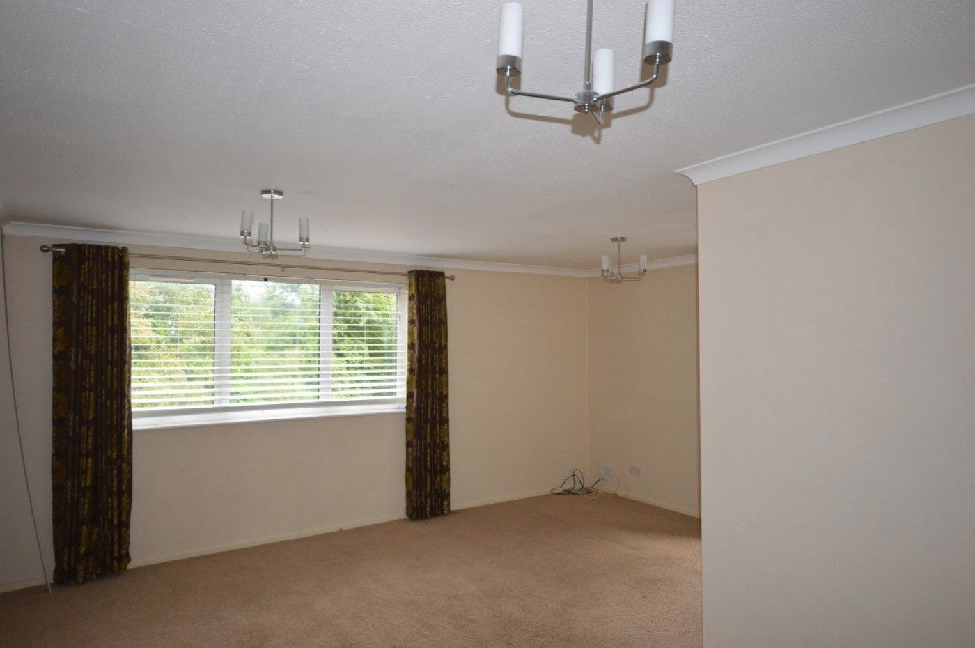 Flat Herford Close in Great Oakley
