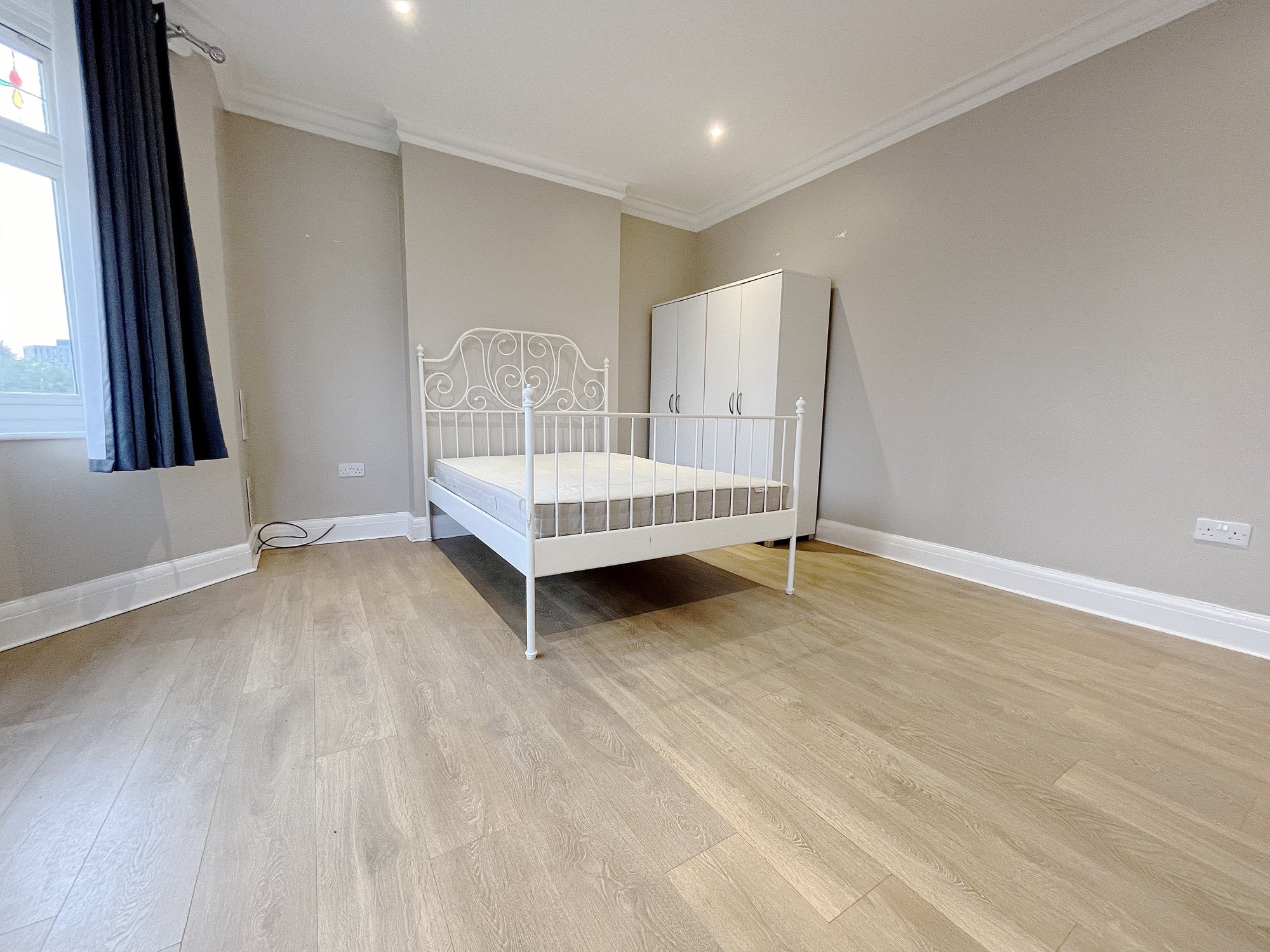 Room Great West Road in London