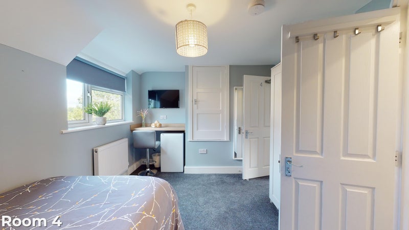 Room Broomhall Road in Chelmsford