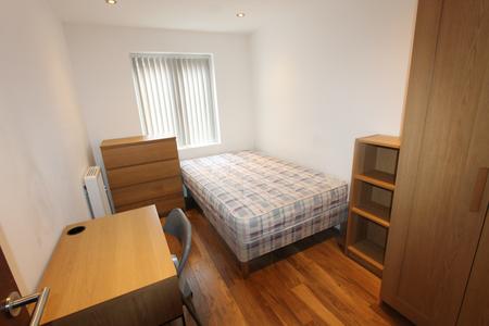 Flat Russell Terrace in Royal Leamington Spa