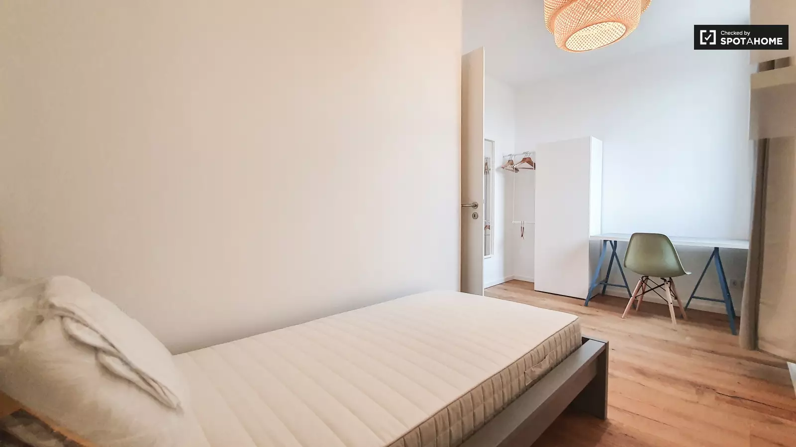 Zimmer Nazarethkirchstraße in Berlin