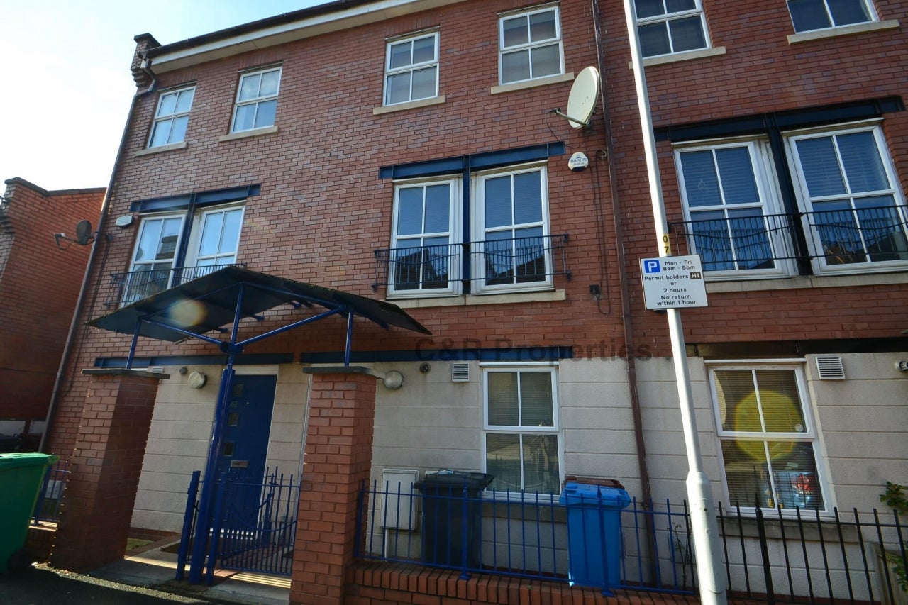 House Peregrine Street in Manchester