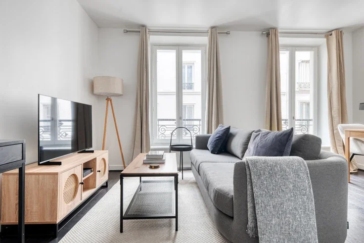 Flat Rue de l'Exposition in Paris
