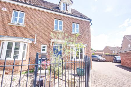 House Lyneham Drive in Gloucester
