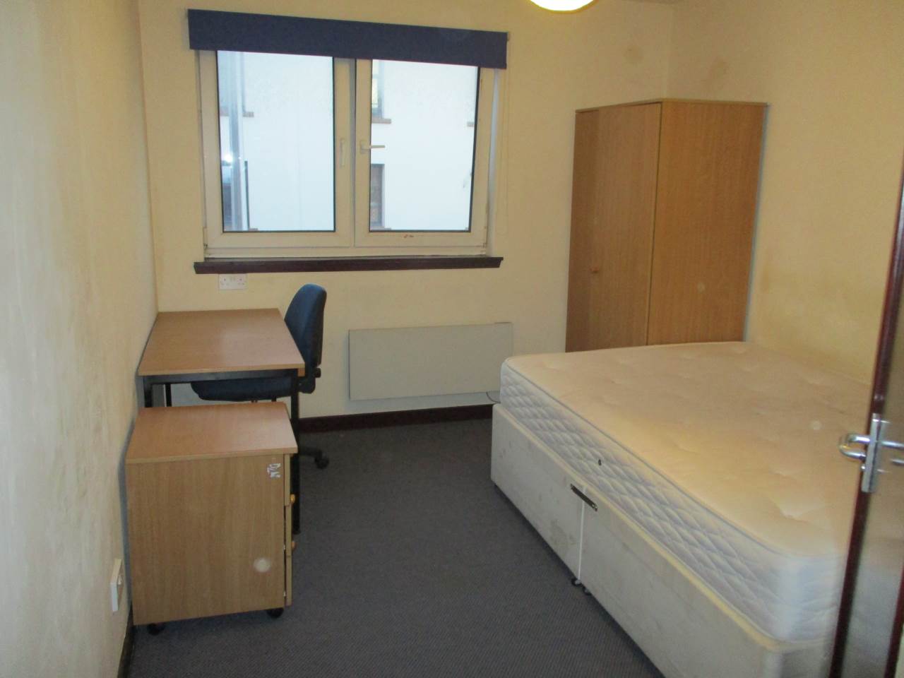 Room Constitution Street in Dundee