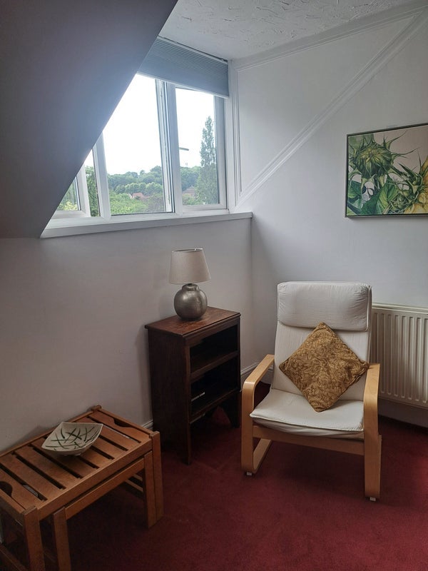 Room Cobnar Road in Sheffield