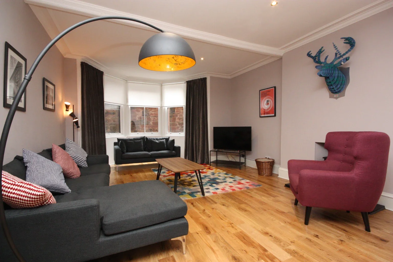 Flat Kersland Street in Glasgow