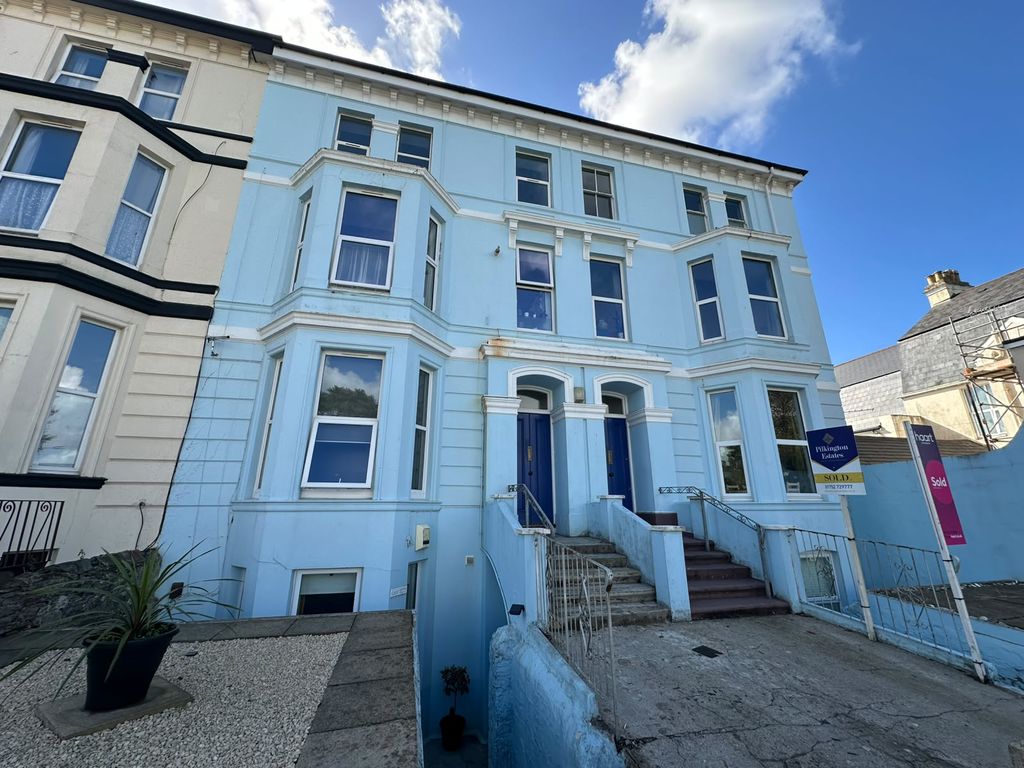 Flat College Lane in Plymouth