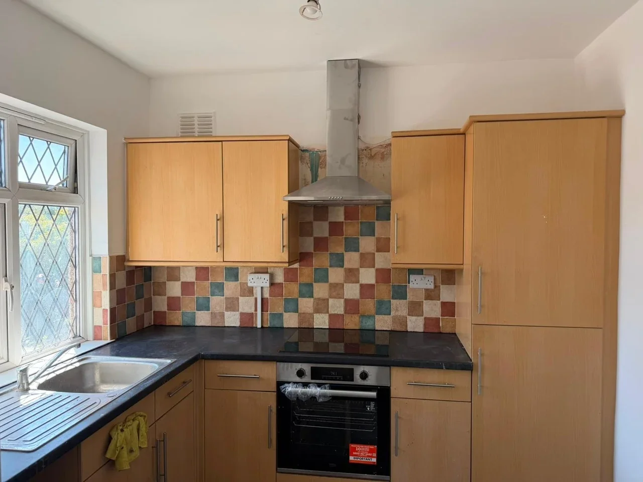 Room Aultone Way in Greater London