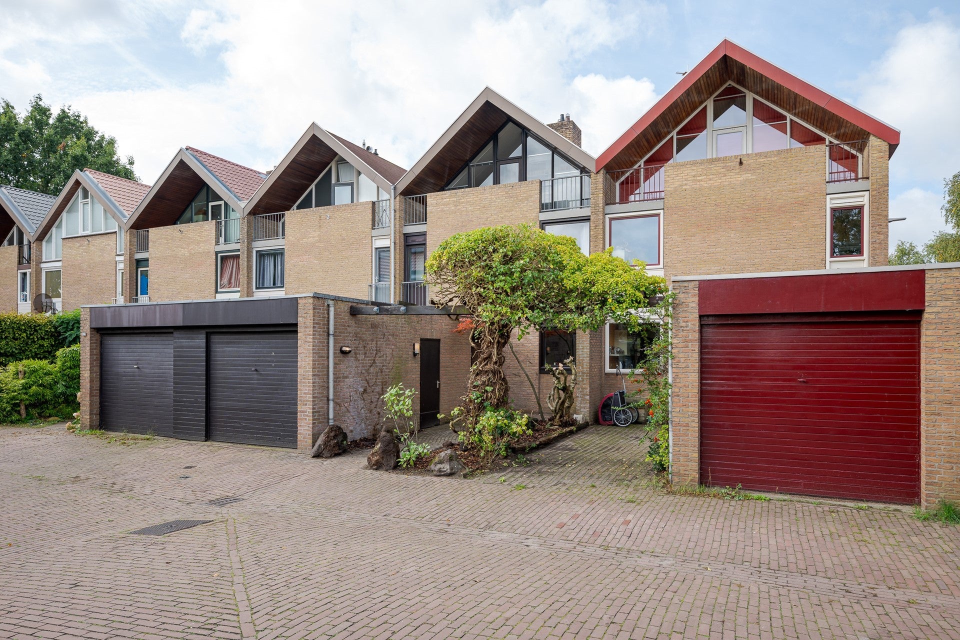 Huis De Savornin Lohmanplantsoen 29 in Voorschoten