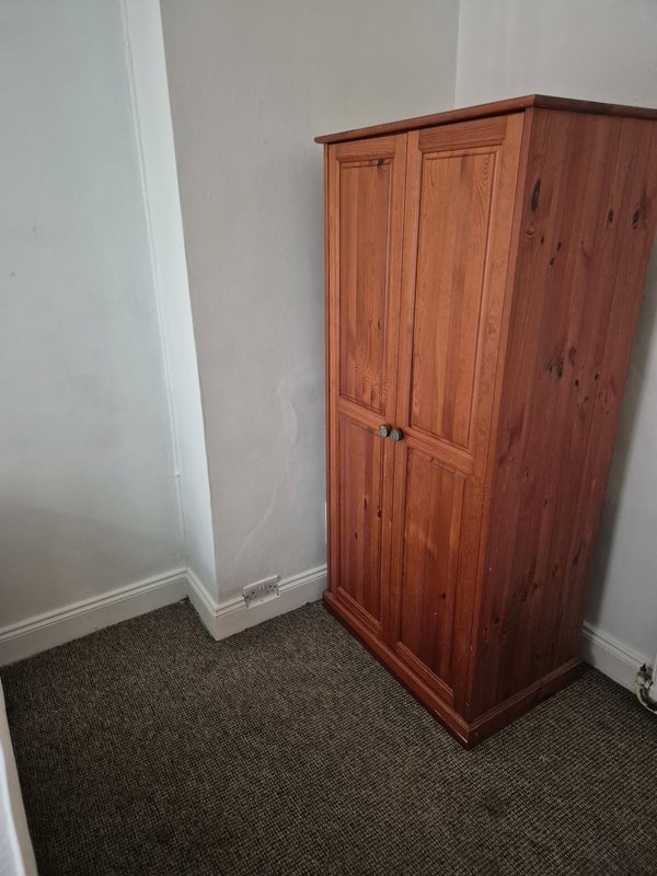Room Shroffold Road in Greater London