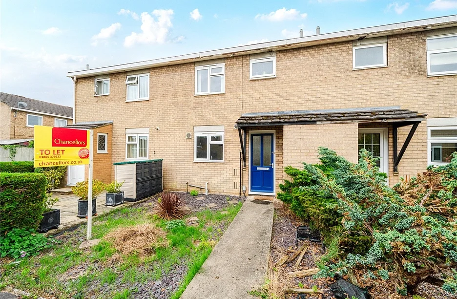 House Ploughley Close in Kidlington