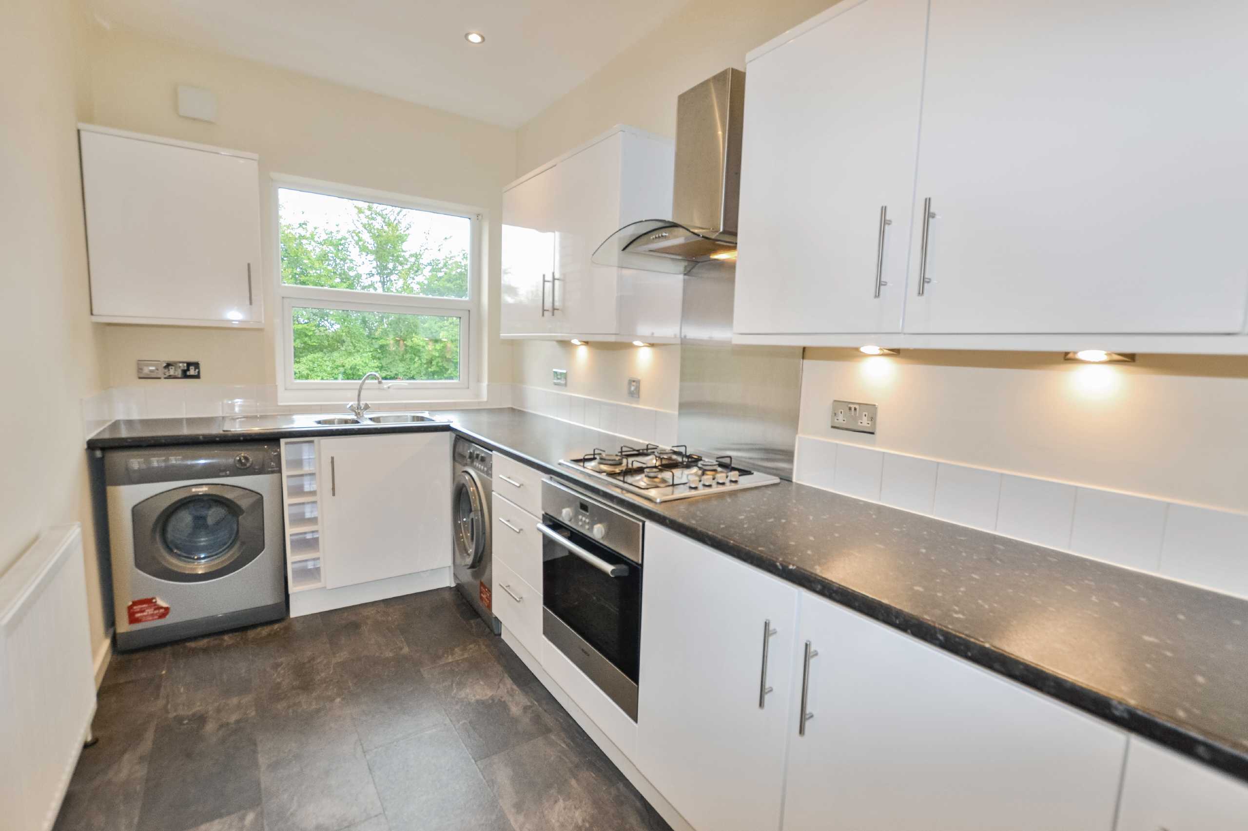 Flat Bridgenorth Avenue in Manchester