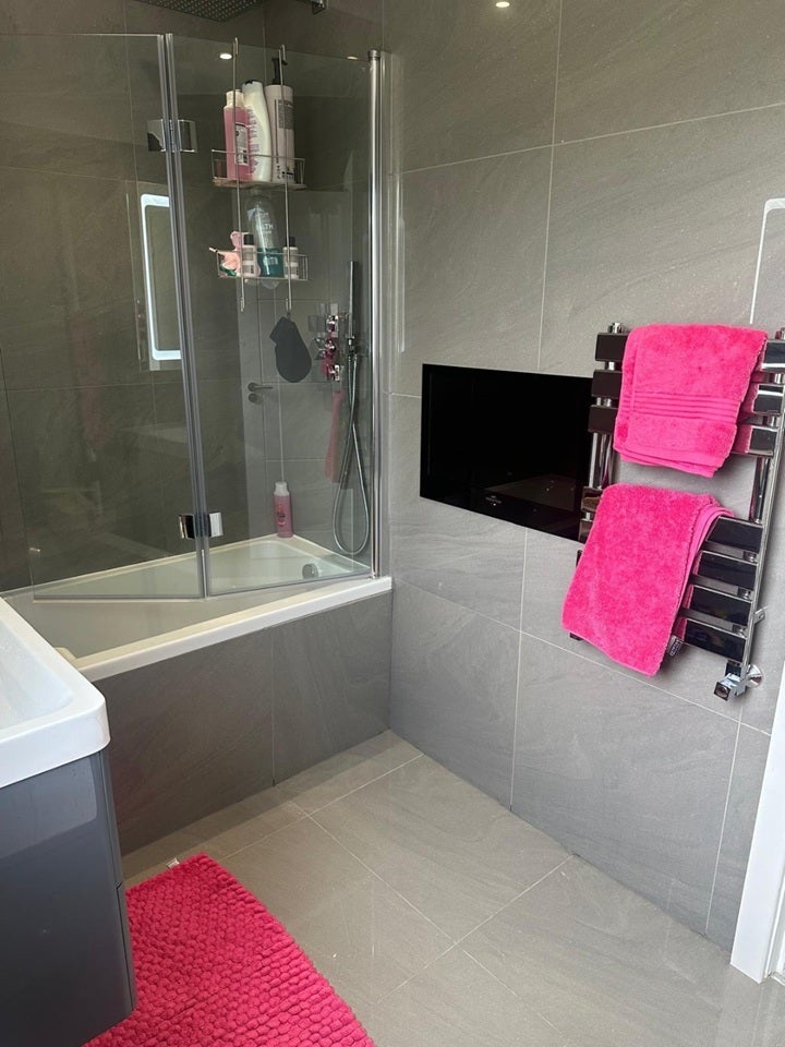 Room Cree Way in Greater London