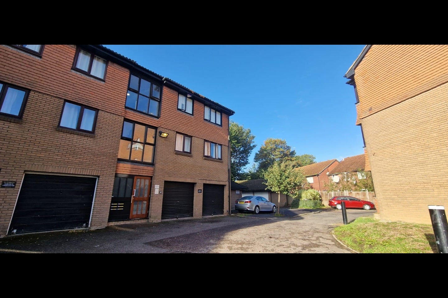 Flat Winchester Close in Greater London