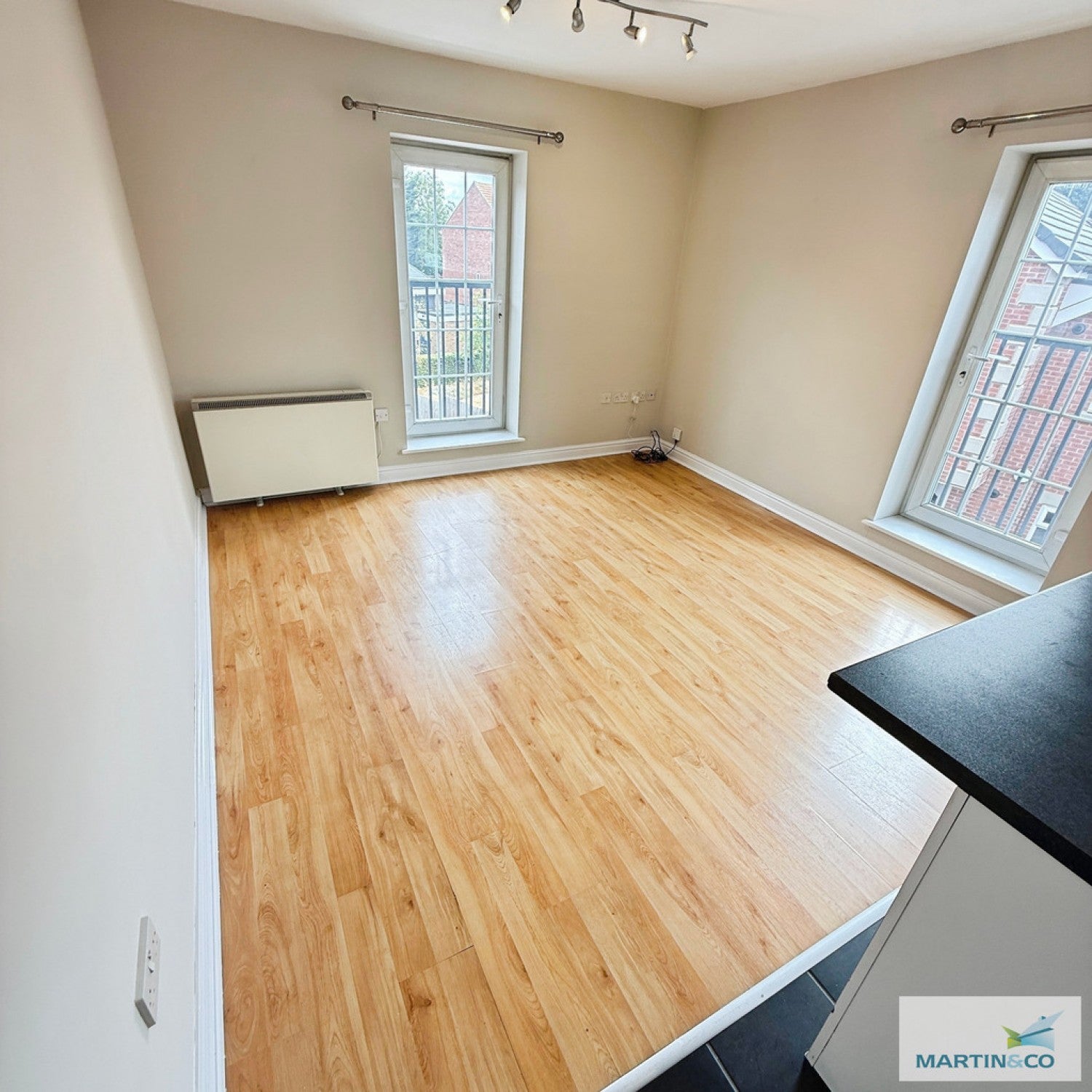 Flat Brookes Close in Stratford-on-Avon