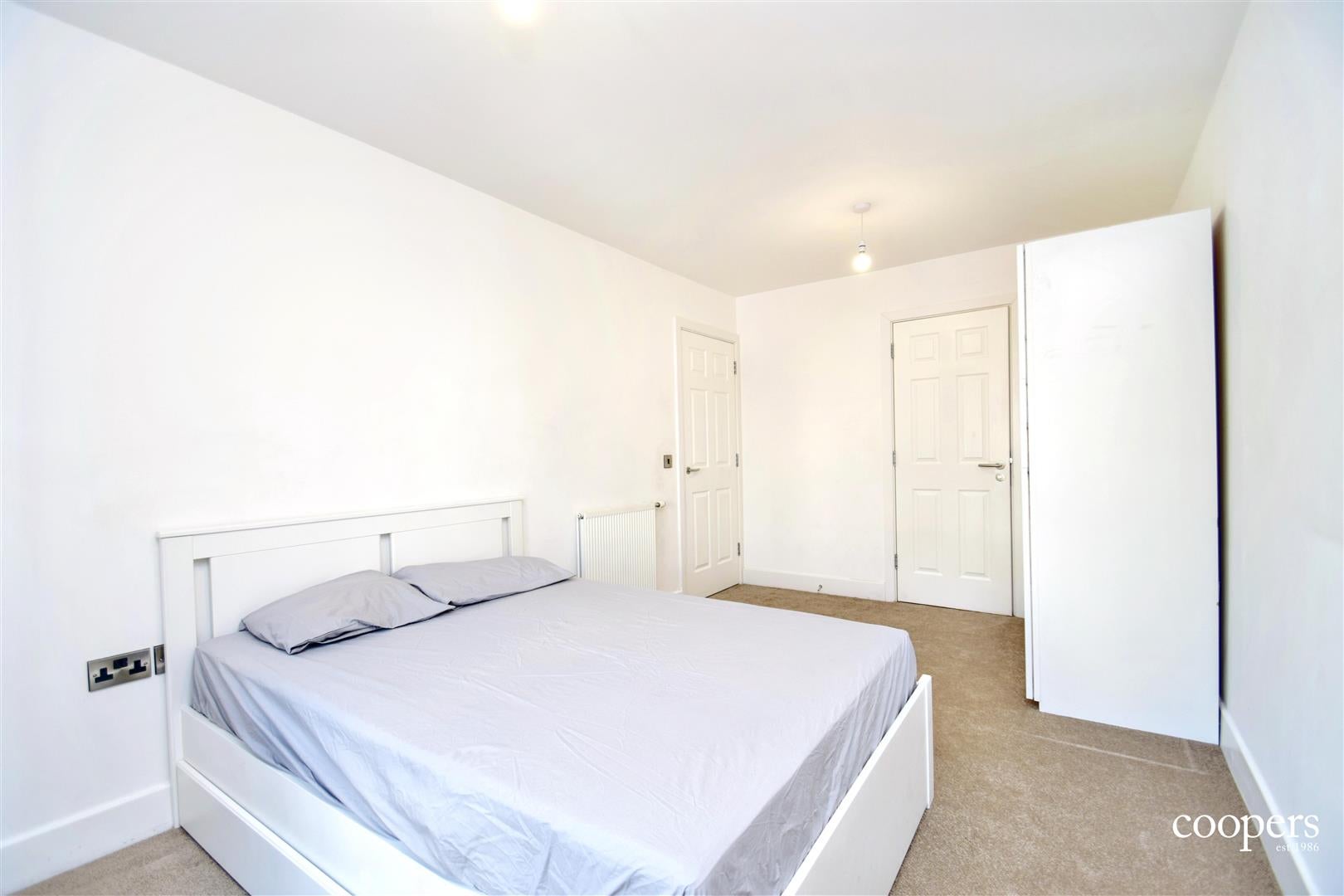Flat Rayners Lane in Greater London