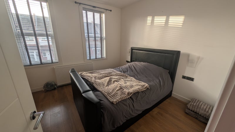 Room Wall End Road in Greater London