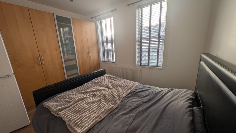 Room Wall End Road in Greater London