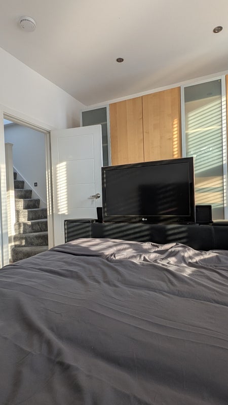 Room Wall End Road in Greater London