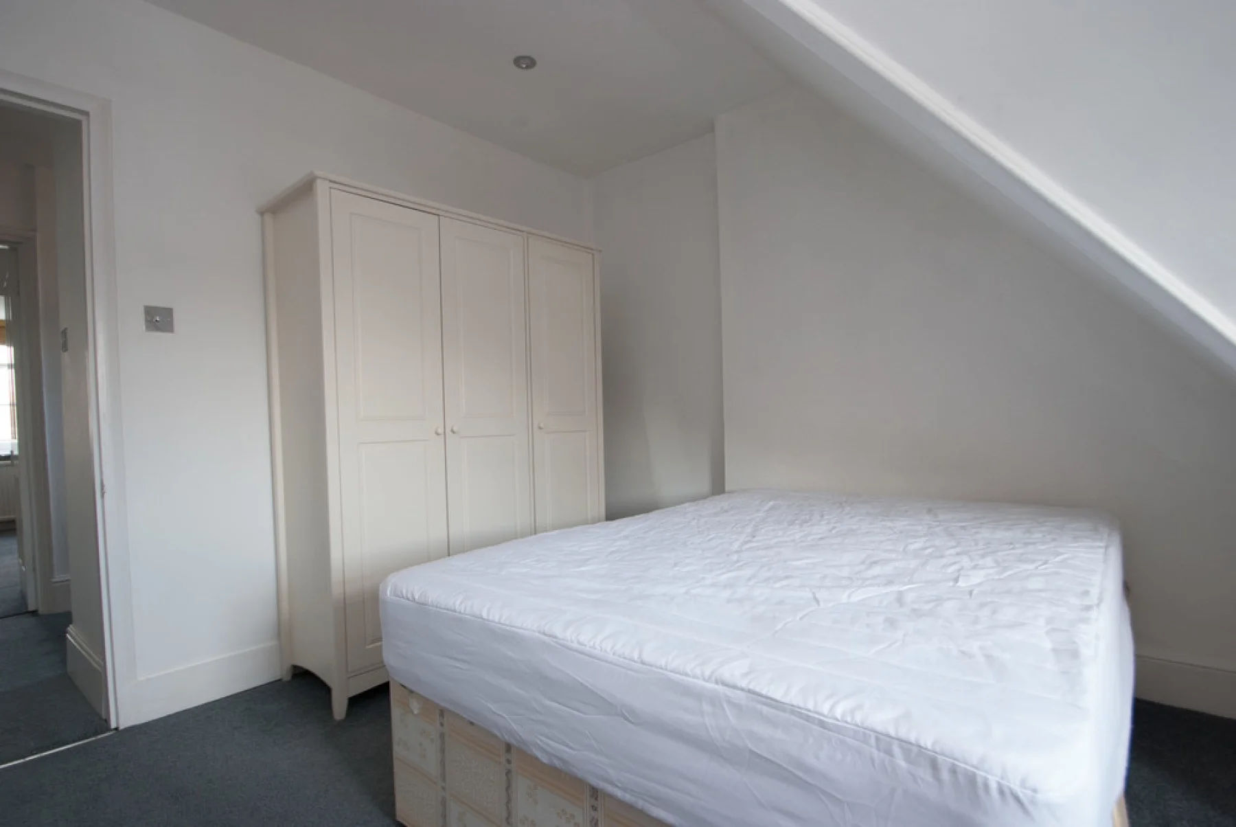 Room Evelyn Gardens in Greater London