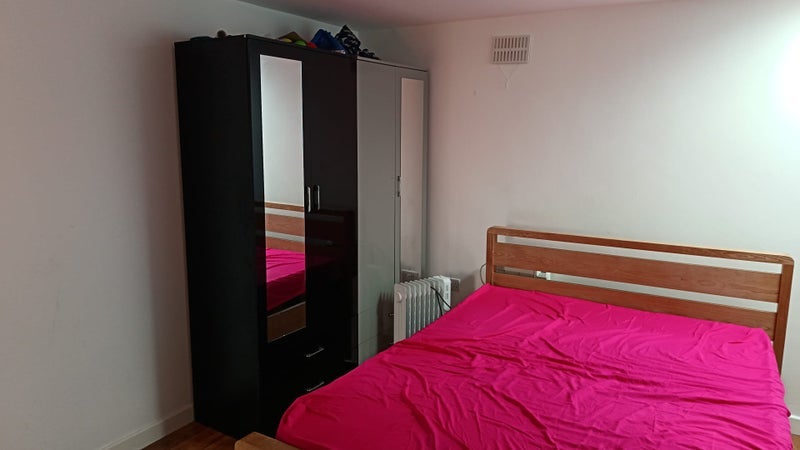 Room Arkindale Road in Greater London