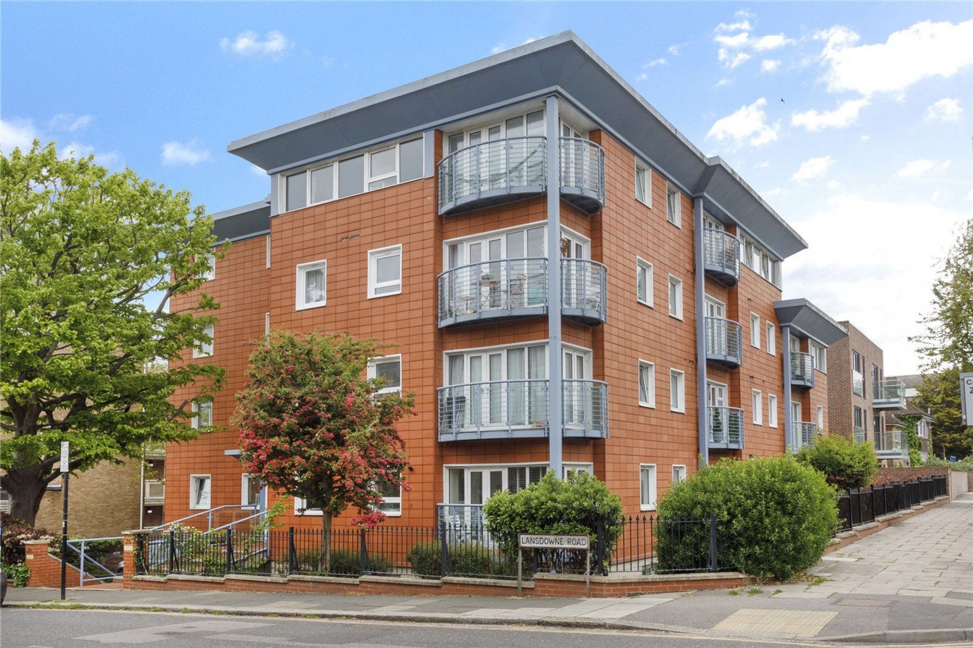 Flat Lansdowne Road in Hove
