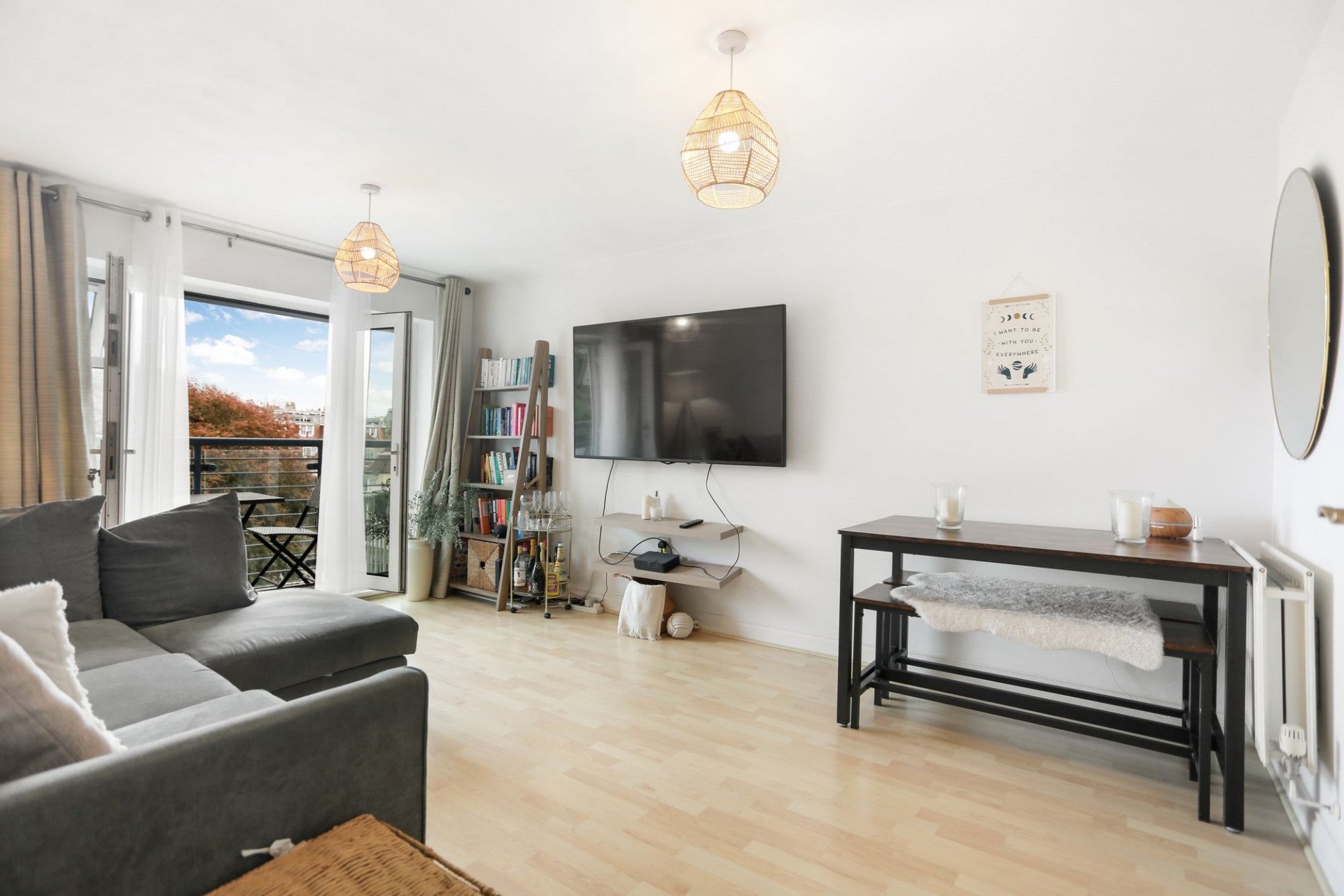 Flat Lansdowne Road in Hove