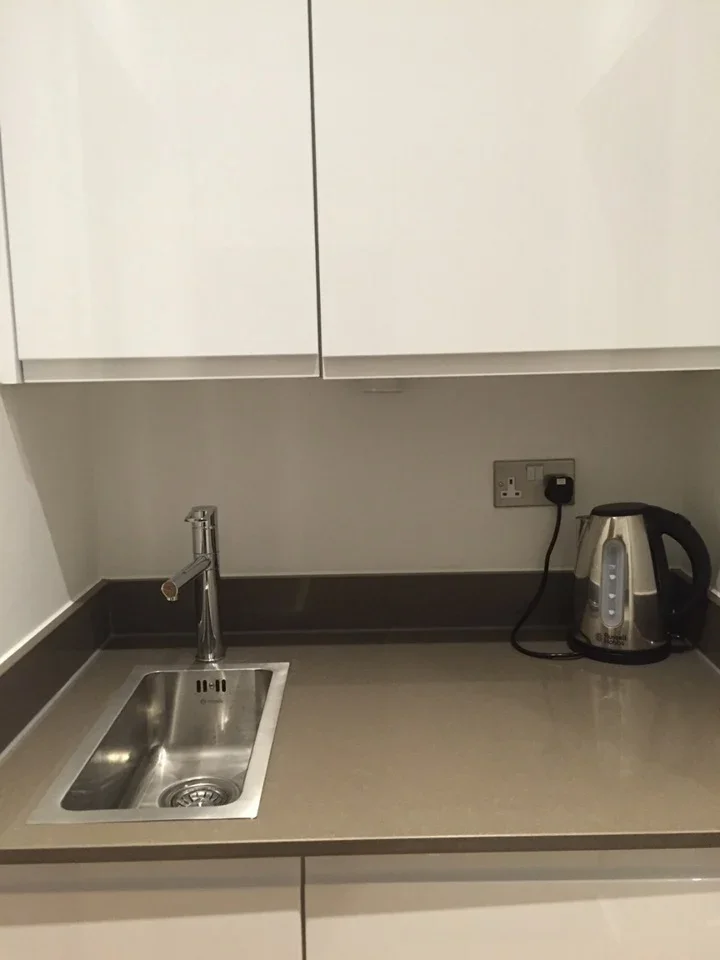 Flat Seager Place in Greater London