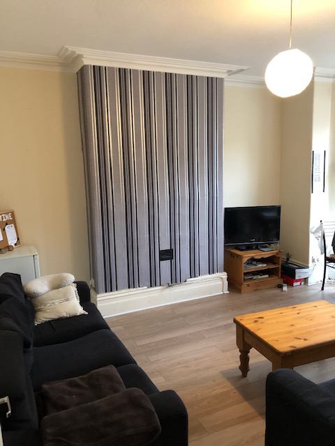 Room Walsingham Avenue in Manchester