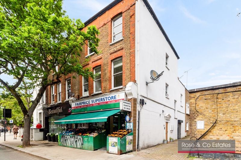 Flat Fairhazel Gardens in Greater London