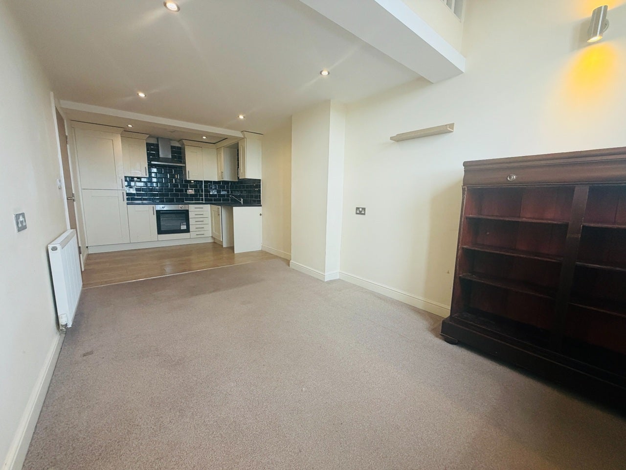 Flat Richardshaw Lane in Leeds