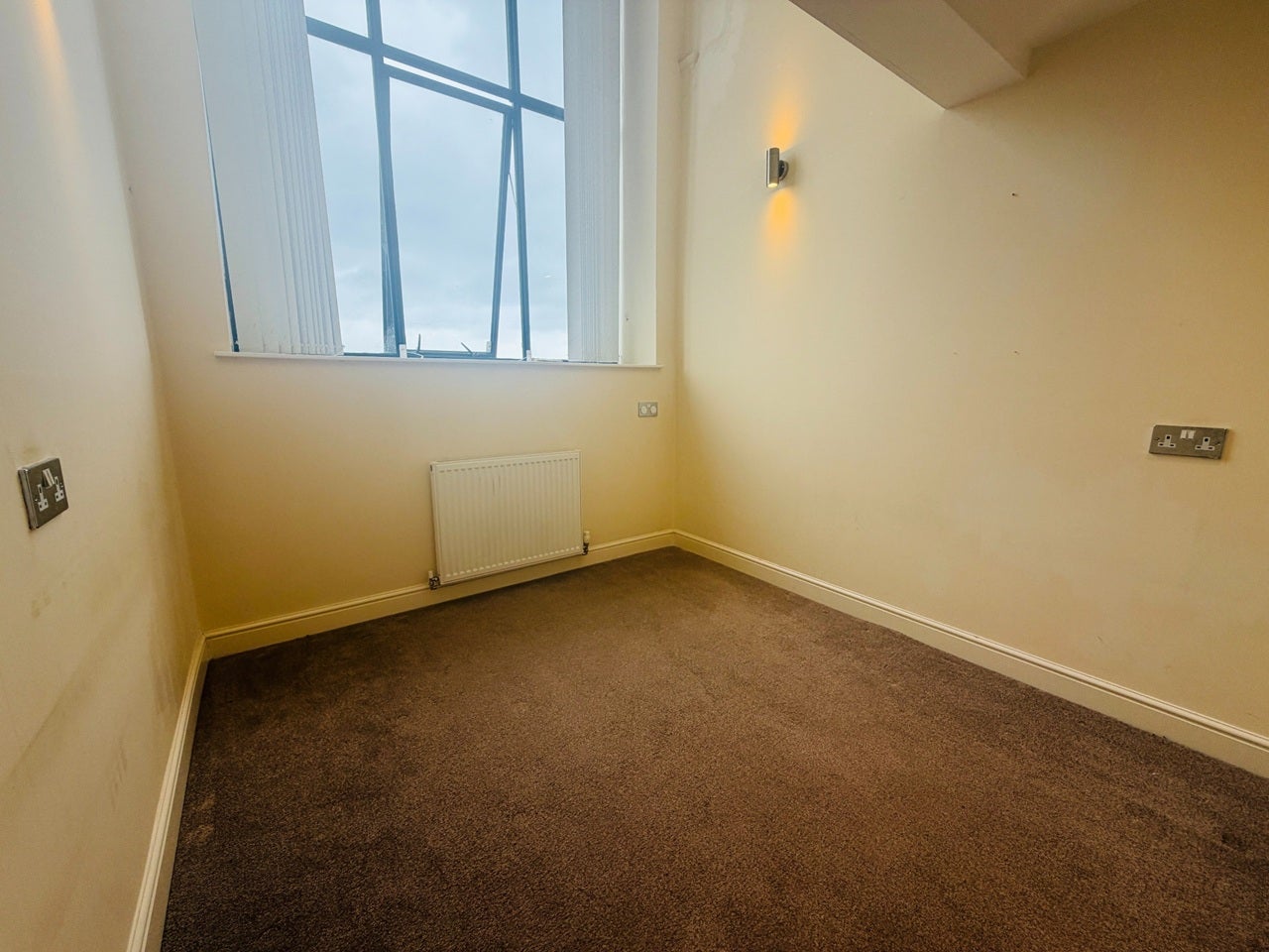 Flat Richardshaw Lane in Leeds