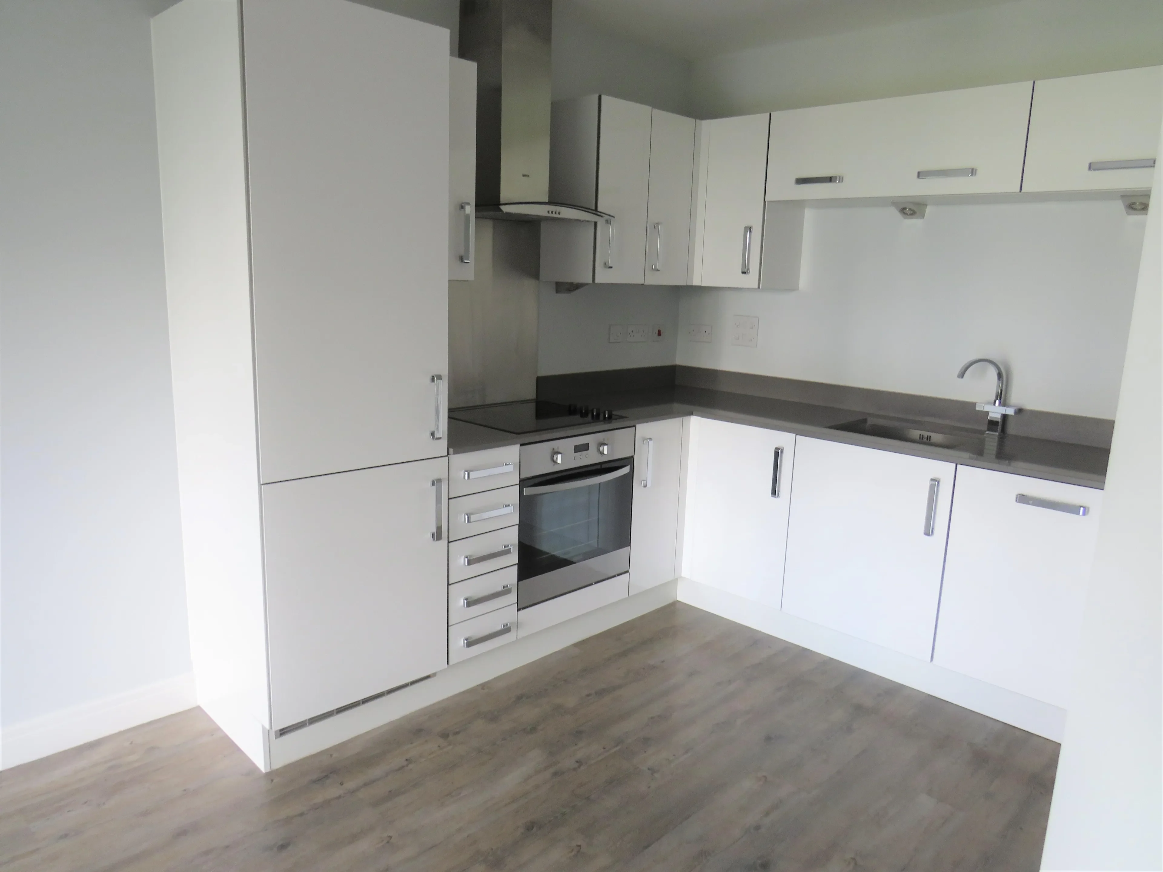 Flat Pearl Lane in Gillingham