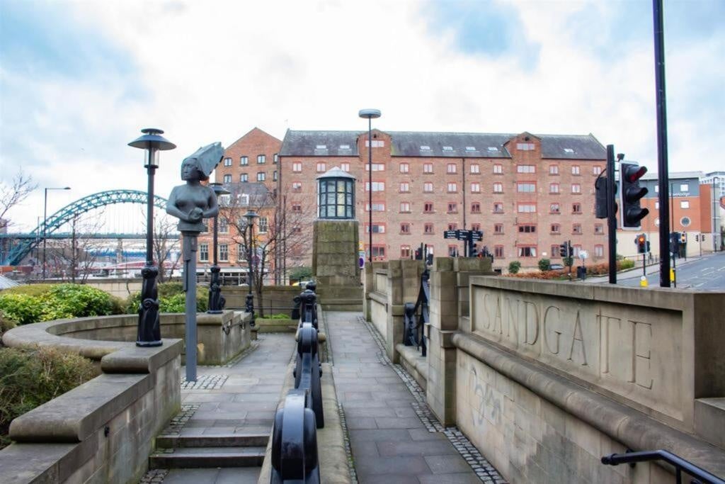 Flat Quayside in Newcastle upon Tyne