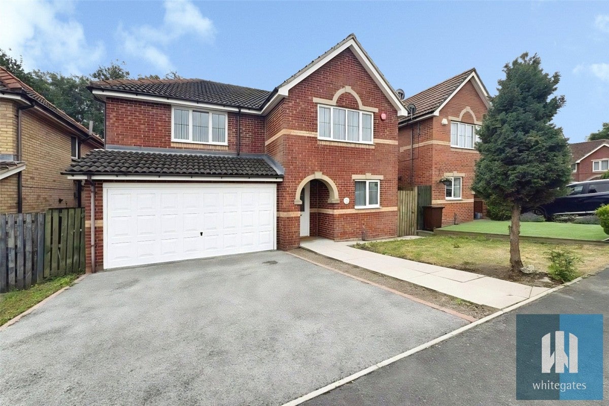 House Briarfield Gardens in Kirklees